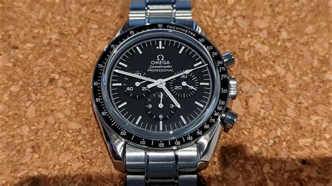 speedmaster moonwatch unboxing